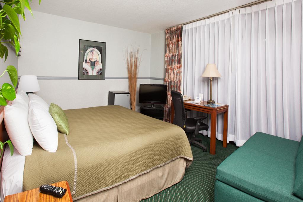 Travelodge Hotel At Lax لوس أنجلوس الغرفة الصورة