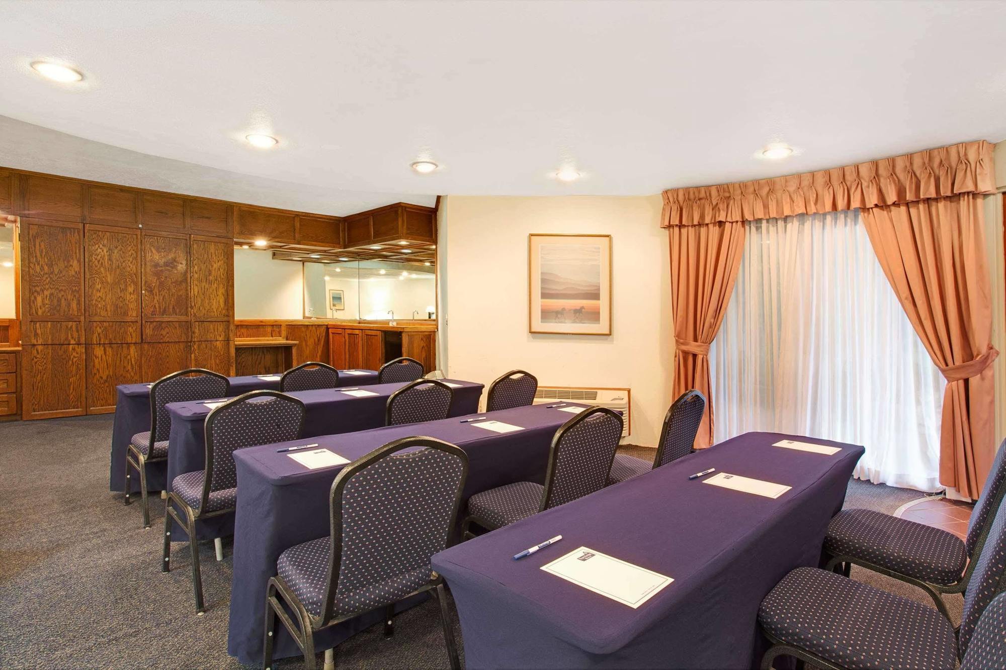 Travelodge Hotel At Lax لوس أنجلوس المظهر الخارجي الصورة