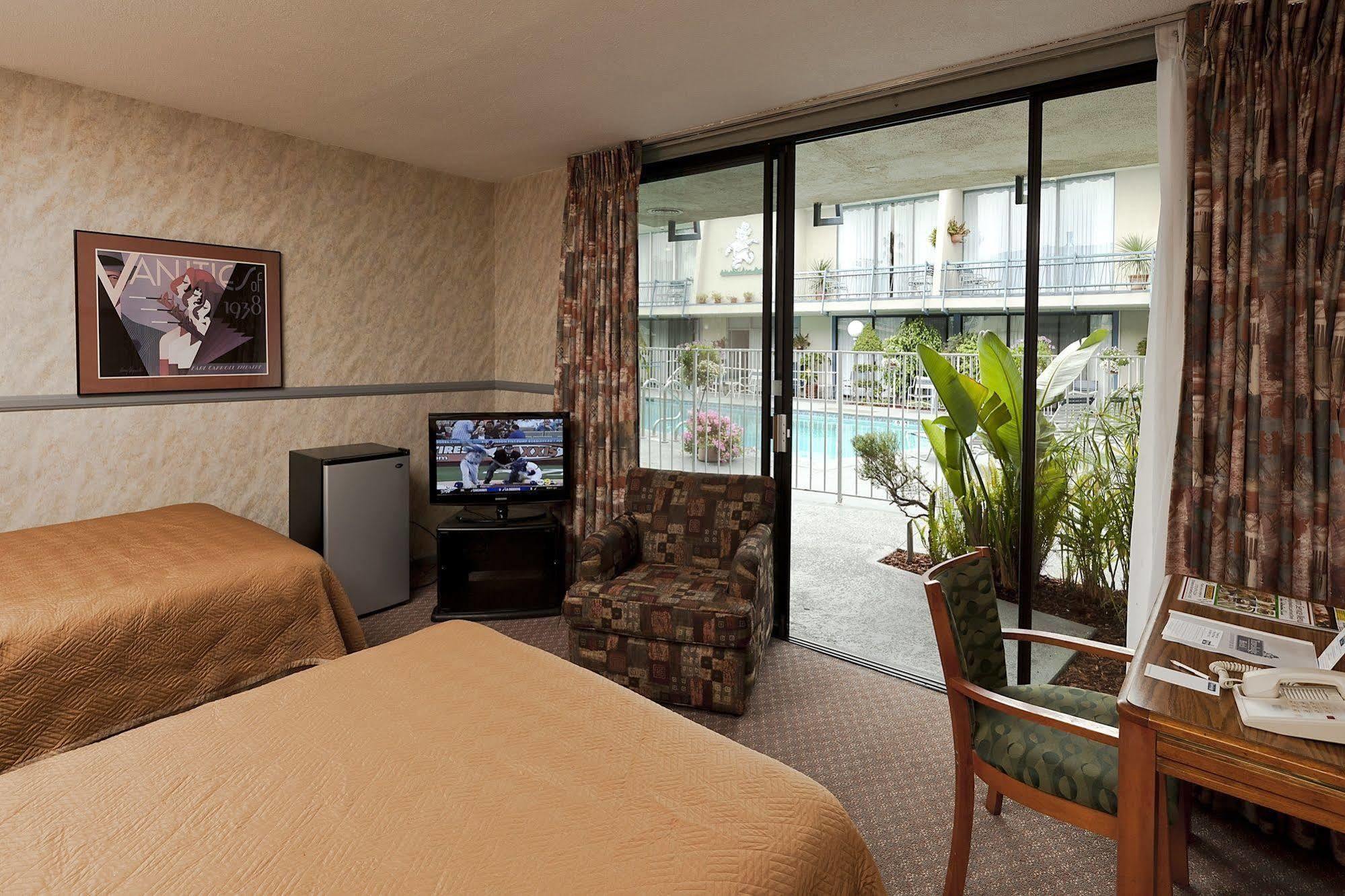 Travelodge Hotel At Lax لوس أنجلوس المظهر الخارجي الصورة
